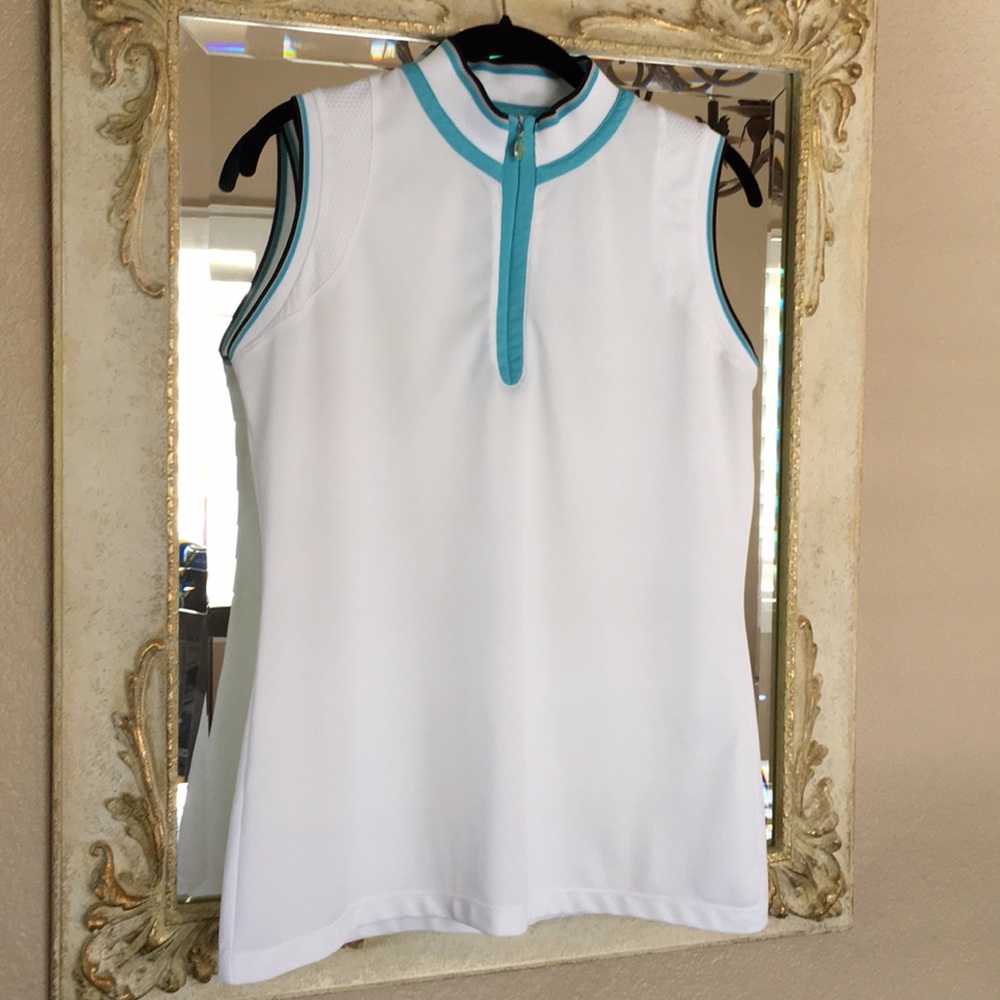 EP Sport top. Sleeveless. White. Size L